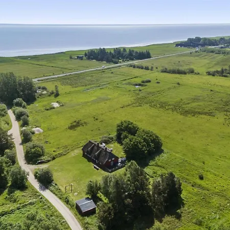 Willi - 3km From The Sea By Interhome